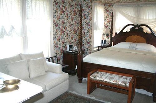 Bradford Place 3*