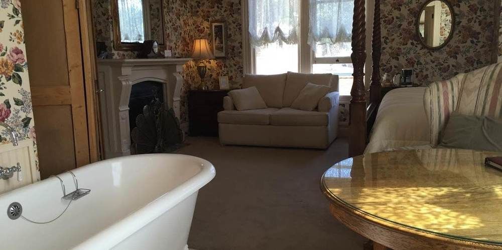 Bradford Place Bed & Breakfast 3*