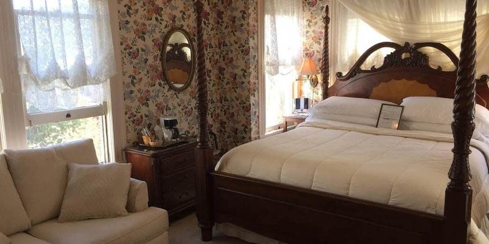 Bradford Place 3*