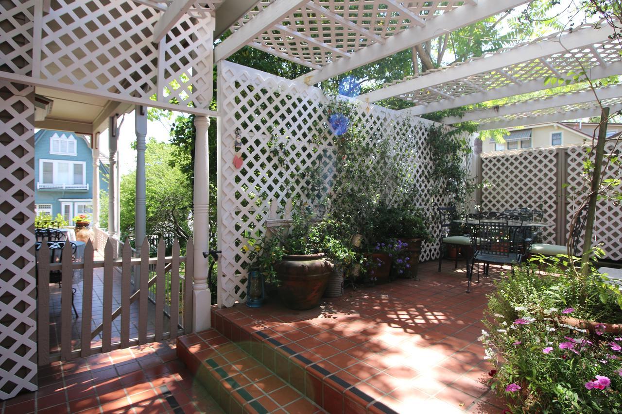 Bradford Place Bed & Breakfast 3*